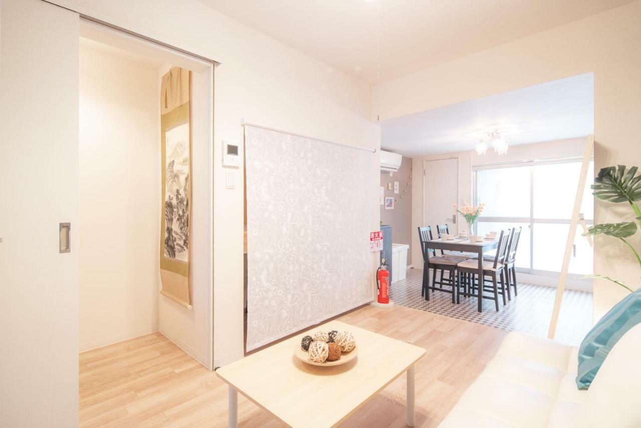 Ferienwohnung Sakuragawa No Shima Ōsaka Exterior foto